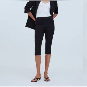 Women’s MADEWELL The '90s Capri Black Jean Stretch Comfy. Size 29.‎